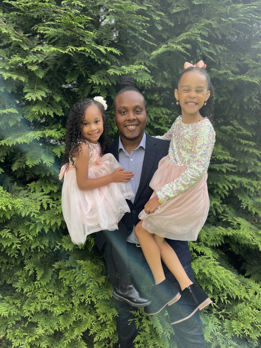 Sion Sennon with his Daughters